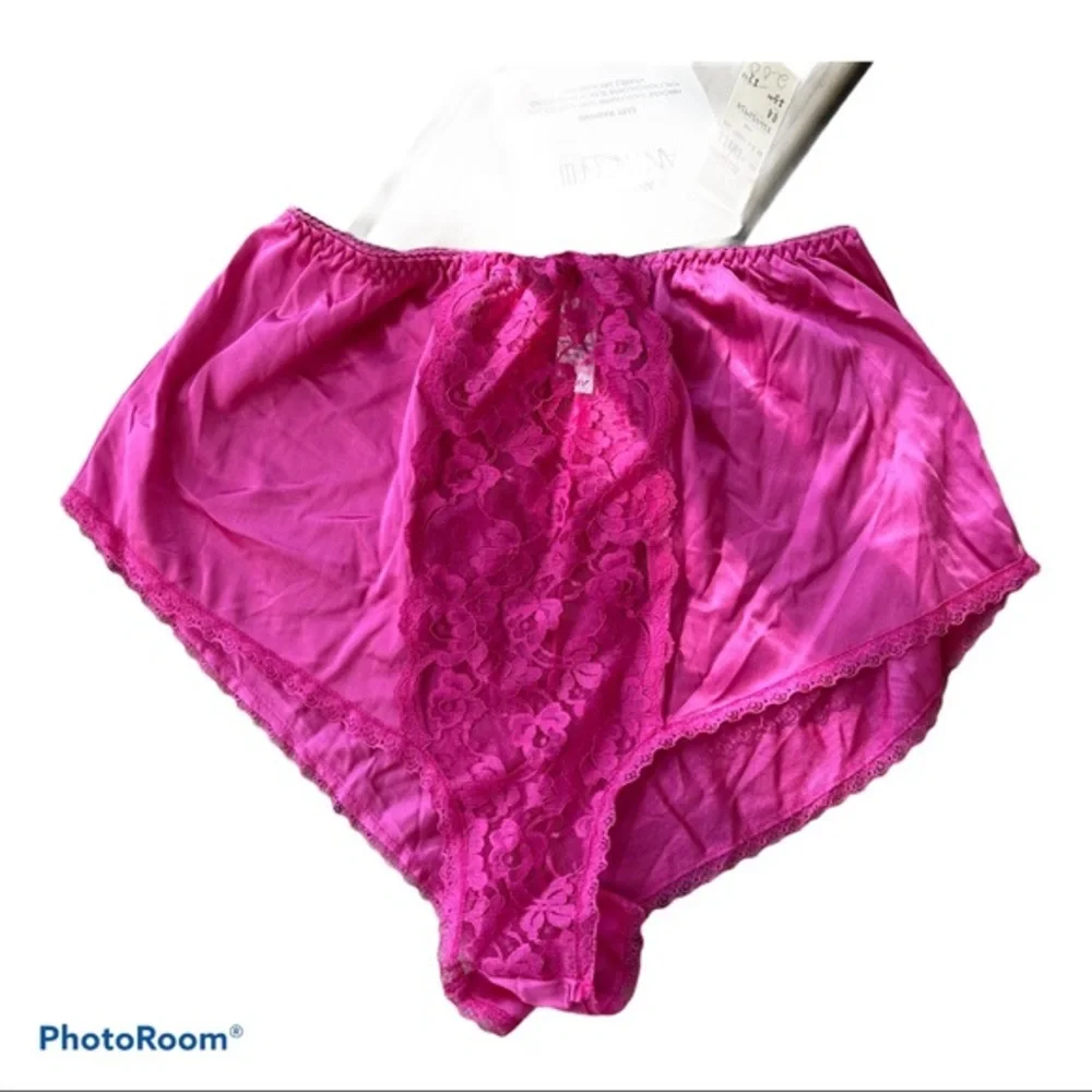 vintage granny panties NWT pink nylon lace S